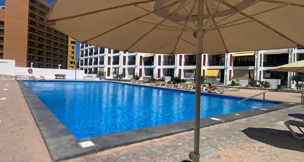 Summer Light In Playa De Las Americas Exterior photo